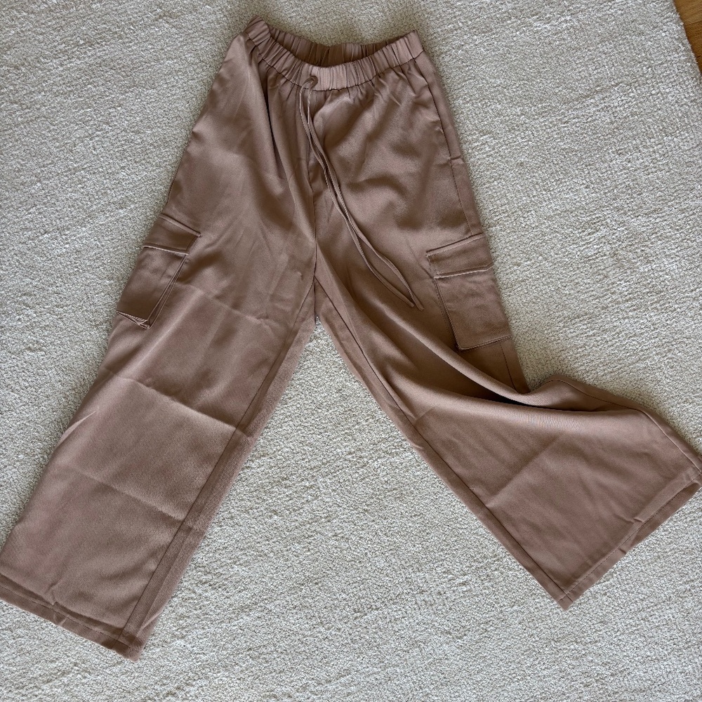 Wide leg cargo trouser pant camel colorway